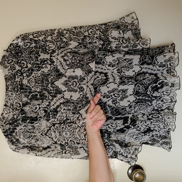 New Separates by New York City Design Co brand blouse - Picture 4 of 4